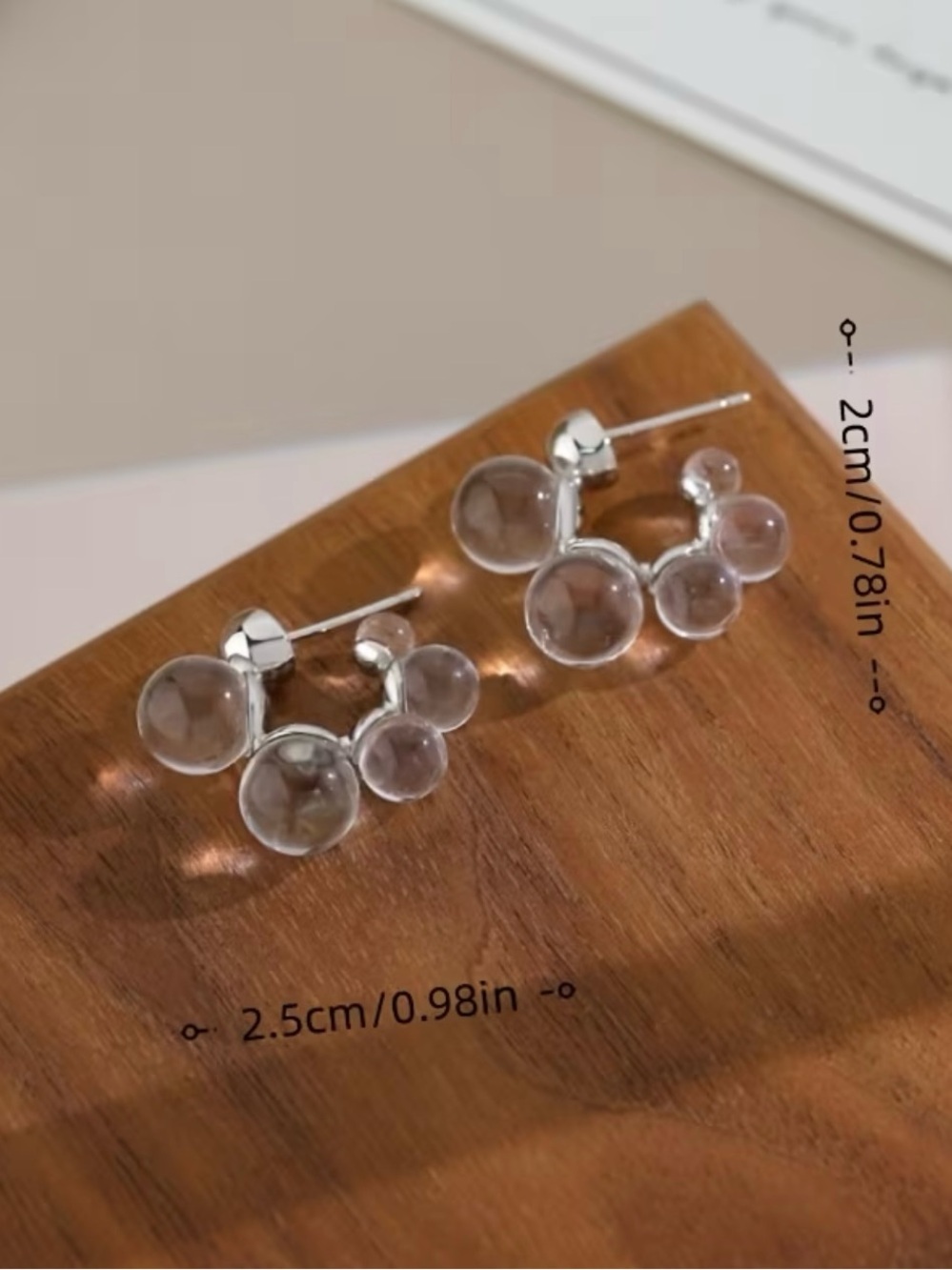 NEW! Trendy Clear Bubble Hoop Earrings. - Picture 5 of 7